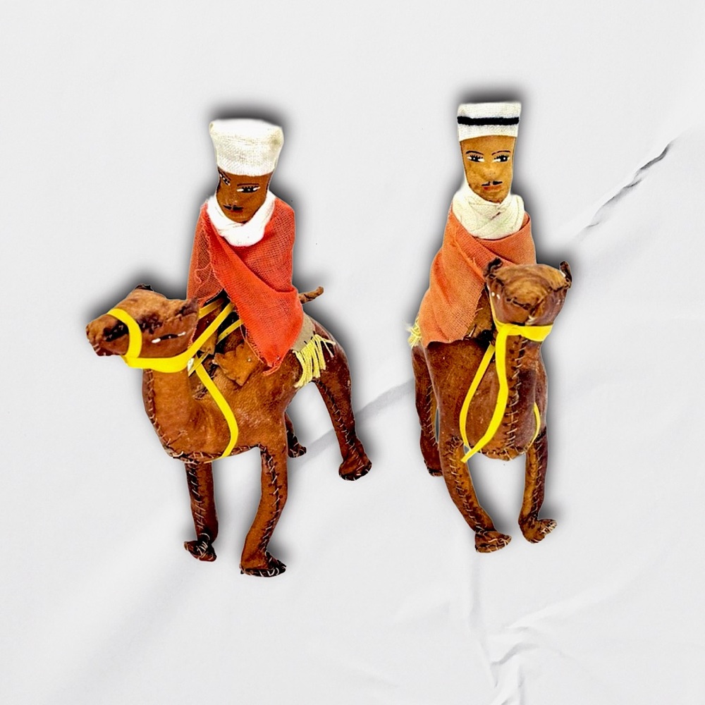 Vtg Handmade Leather Nativity Wisemen on Camels